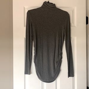 GAP grey maternity turtleneck